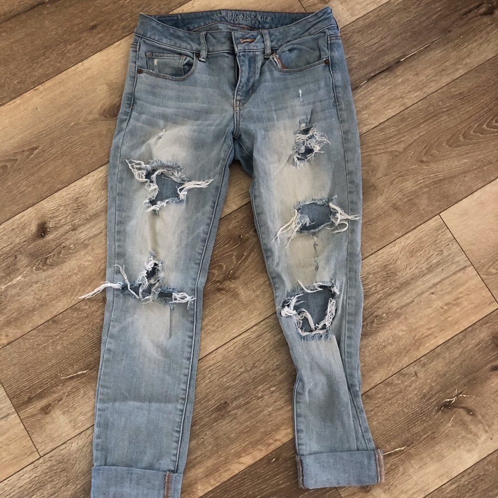 Light wash distressed skinny jeans